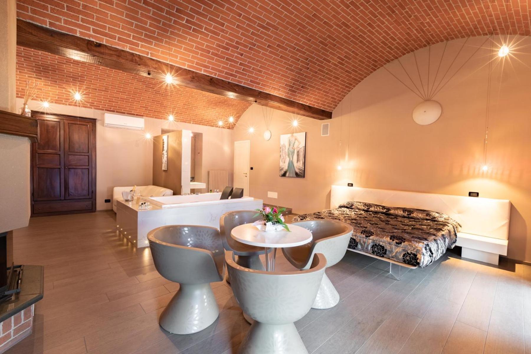 Le Lanterne Hotell Borgo San Dalmazzo Eksteriør bilde