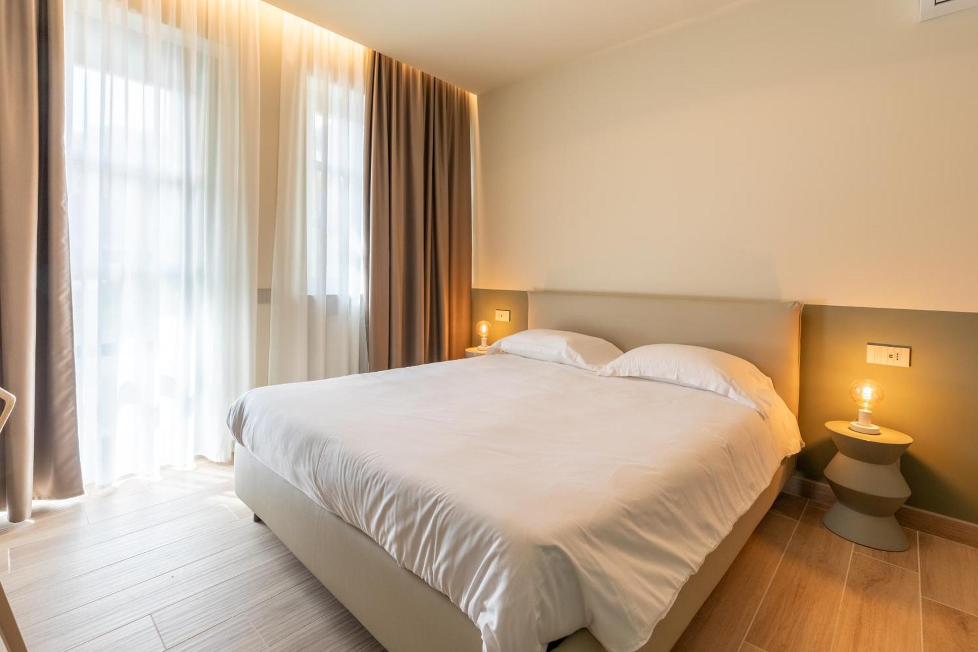 Le Lanterne Hotell Borgo San Dalmazzo Eksteriør bilde