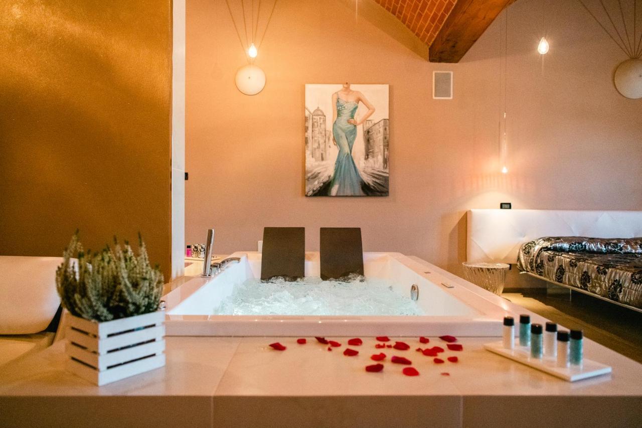 Le Lanterne Hotell Borgo San Dalmazzo Eksteriør bilde