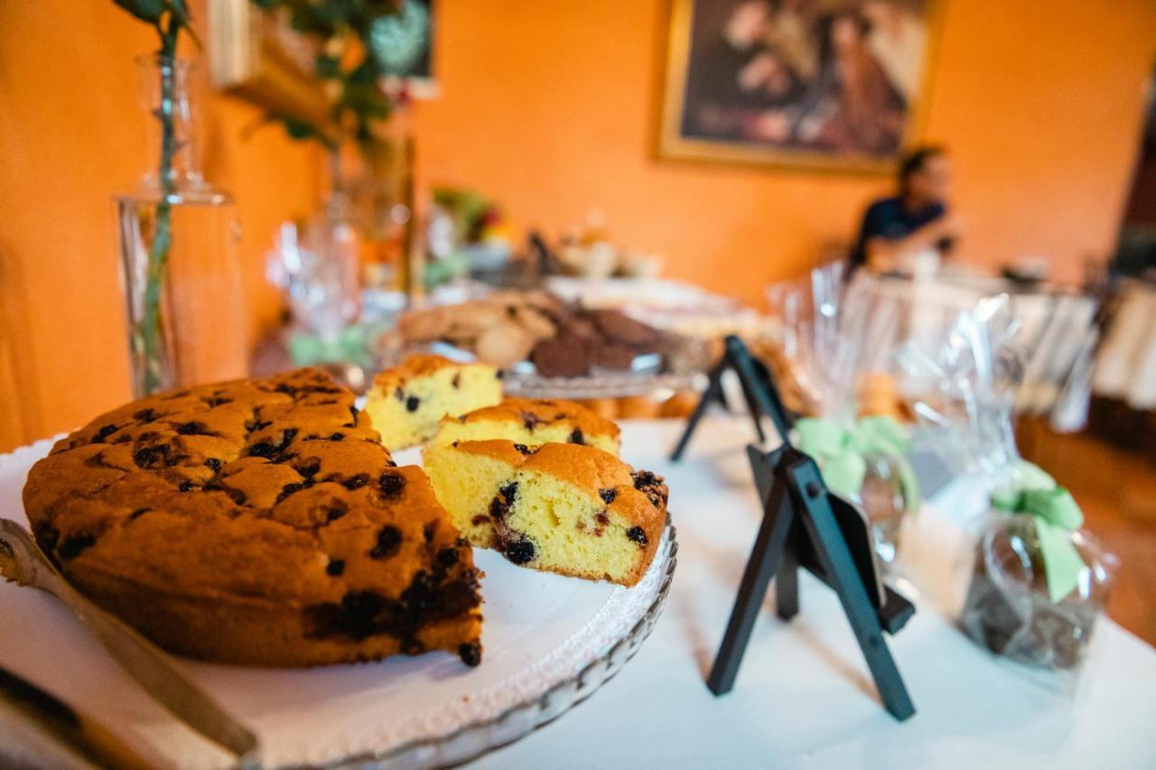 Le Lanterne Hotell Borgo San Dalmazzo Eksteriør bilde