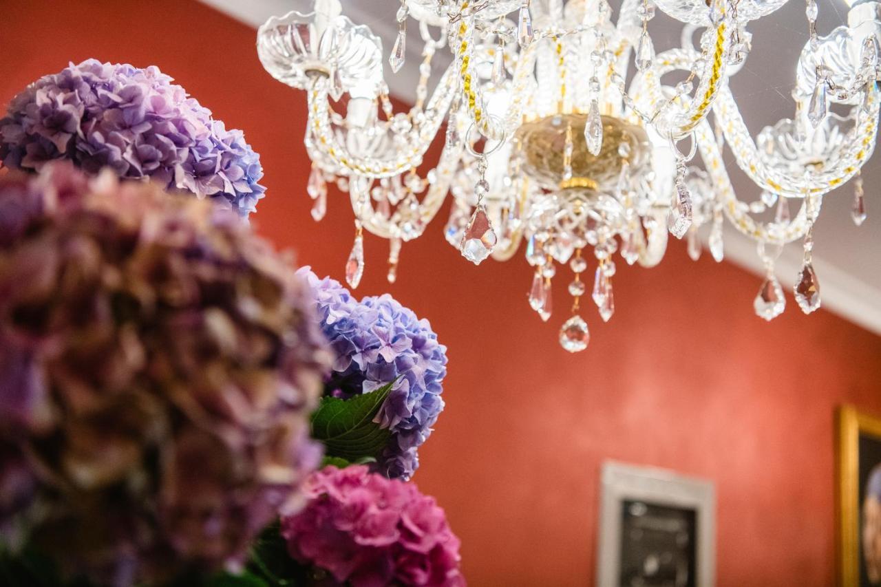Le Lanterne Hotell Borgo San Dalmazzo Eksteriør bilde
